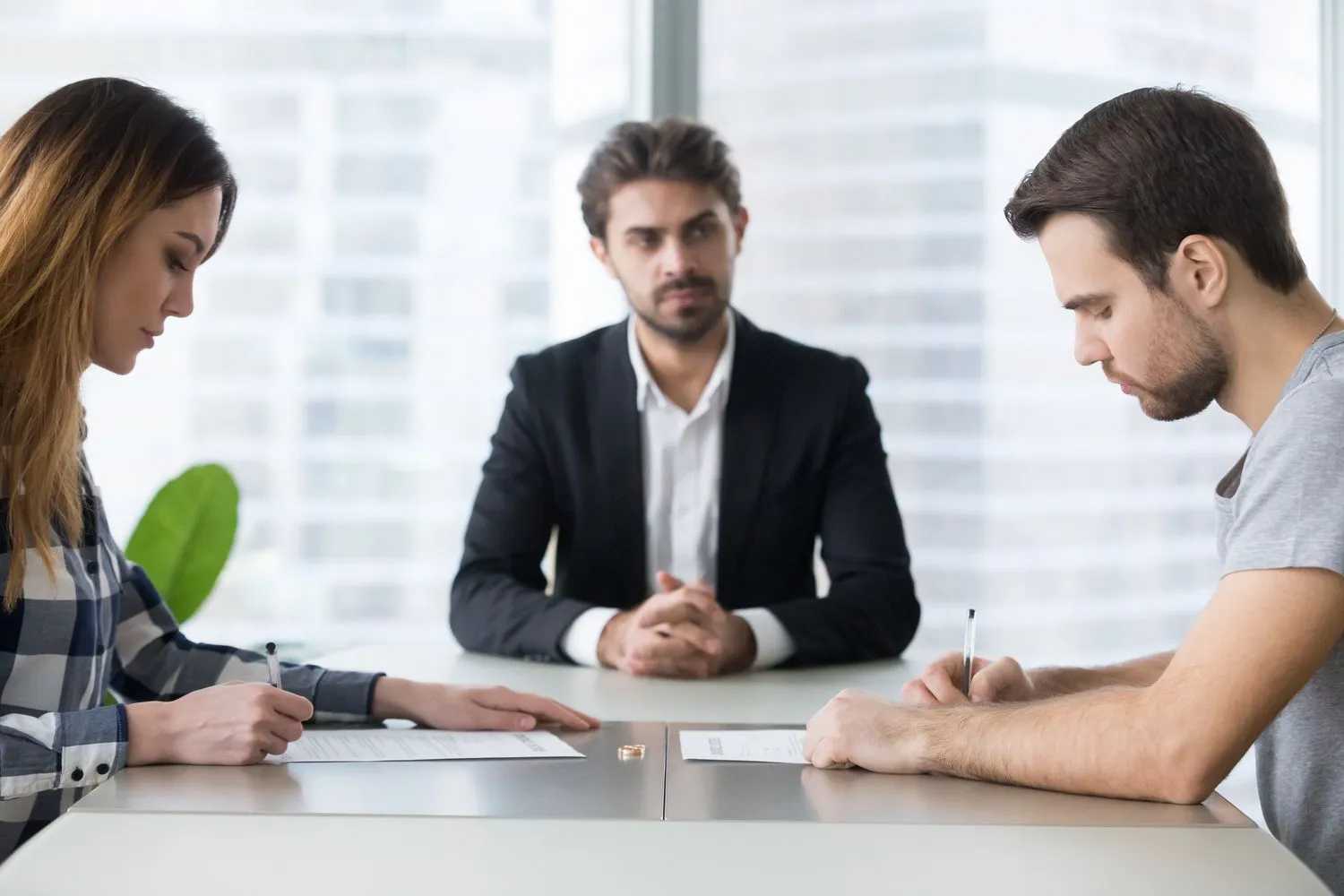 How EH Mediation Guides Couples Toward Fair and Balanced Outcomes Ulverston